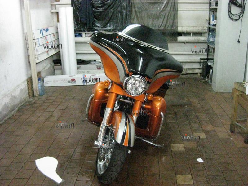 Мотоцикл Harley Davidson Street Glide / Нанесение антигравийной пленки VENTURESHIELD. 12
