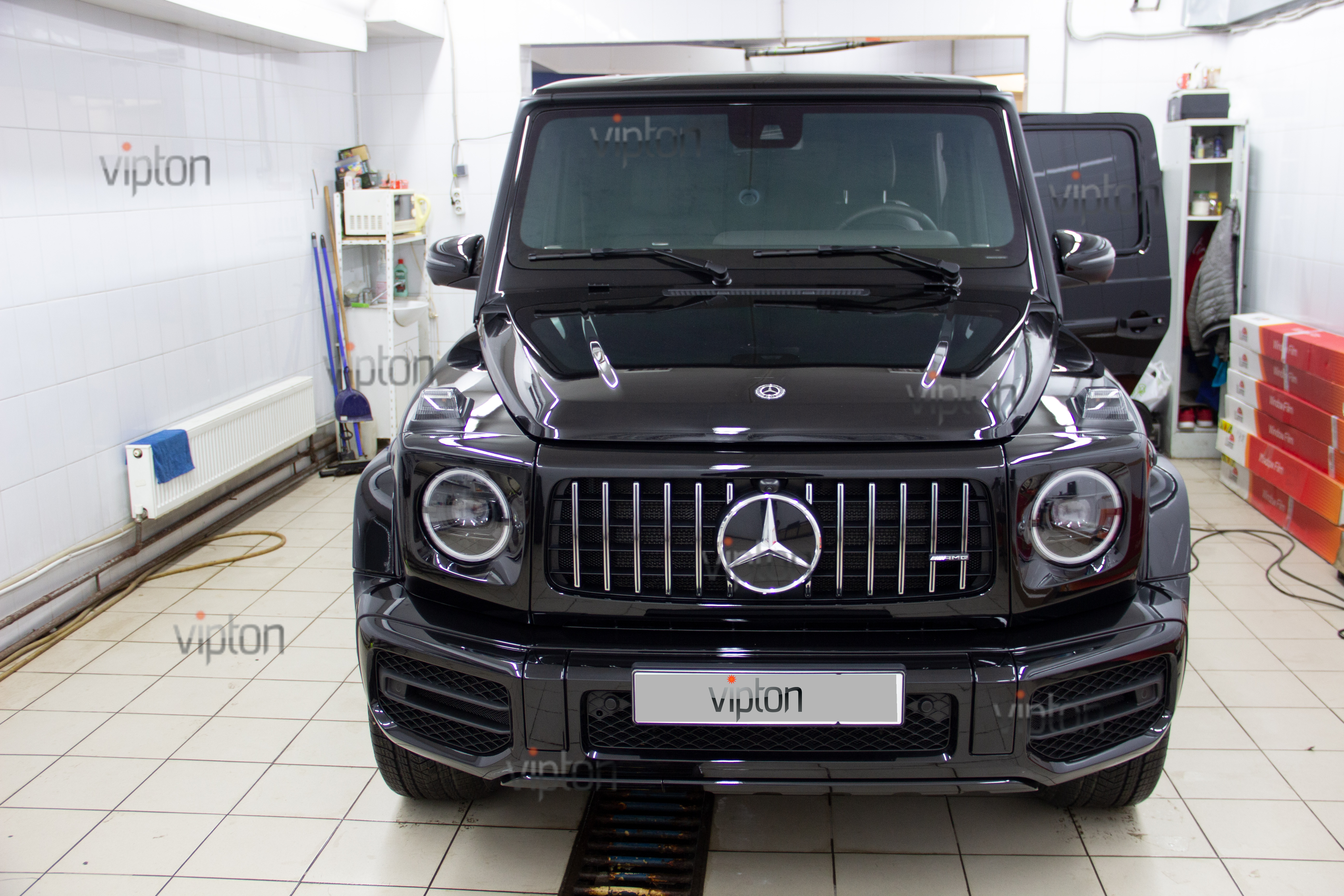 Mercedes-Benz G-klasse: пленка-solar gard HP Titanium 16. - Портфолио наших  работ - VipTon Москва