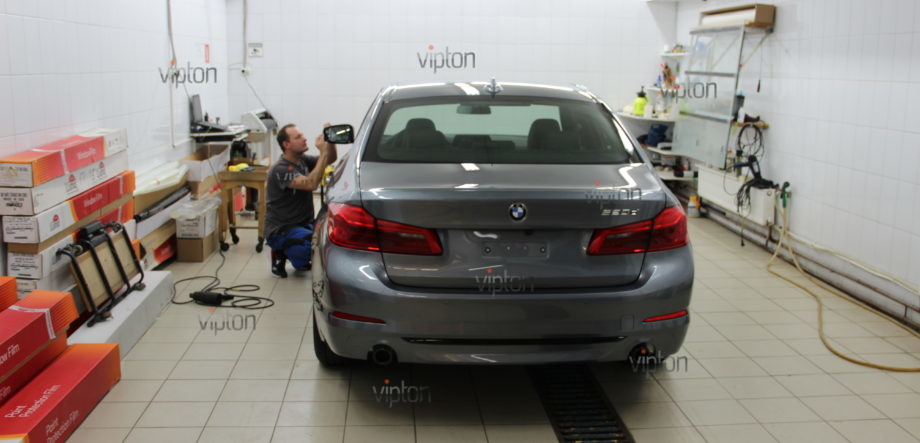 BMW 5 серия (G-30): Антигравийная защита LLumar PPF Gloss 4