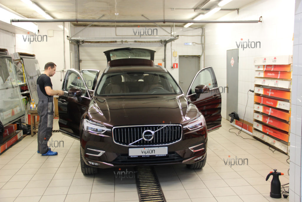 Xc60 снять обшивку двери