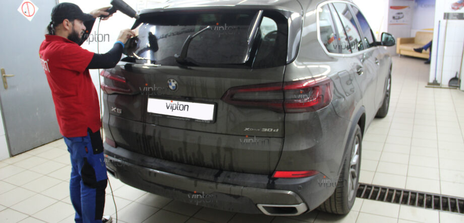 BMW X5:Бронирование стекол 3
