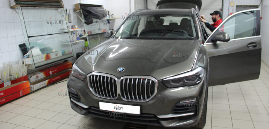 BMW X5:Бронирование стекол 5