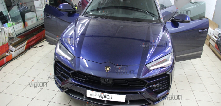 Lamborghini Urus 3